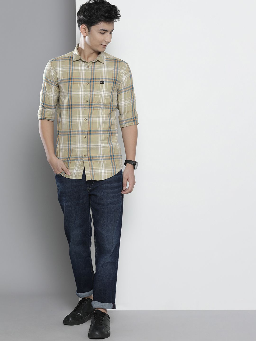 The Indian Garage Co Men Green Regular Fit Tartan Checks Opaque Checked Casual Shirt