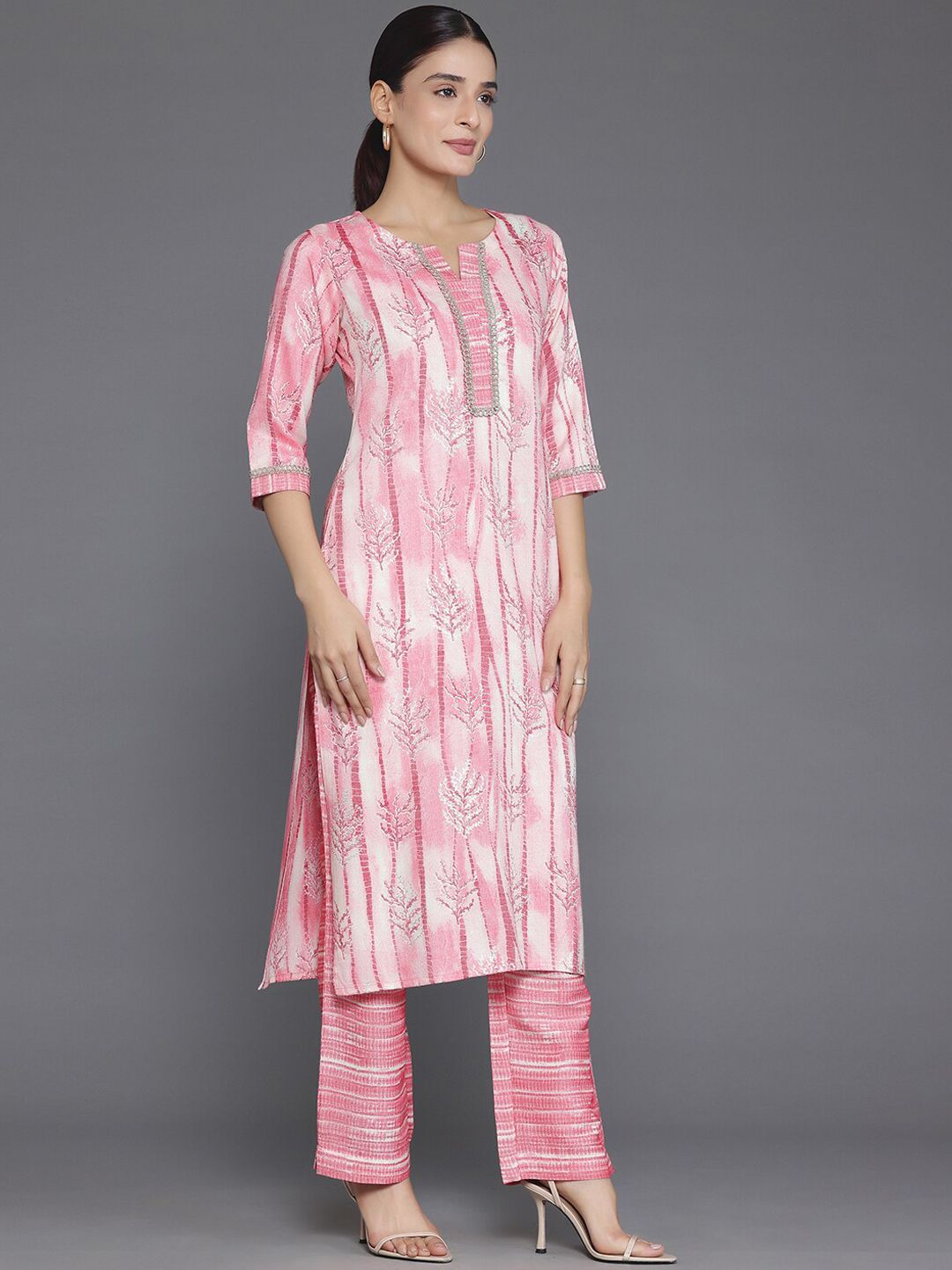 Libas Printed Regular Kurta with Trouser