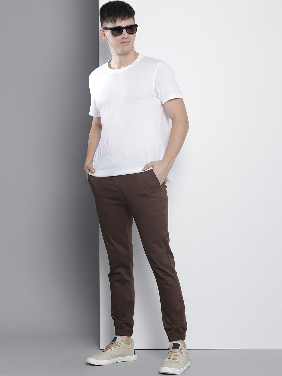 The Indian Garage Co Men Slim Fit Joggers