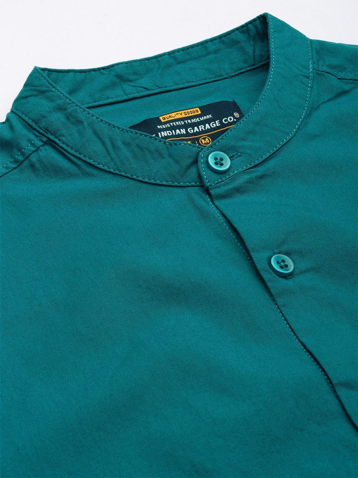 The Indian Garage Co Men Green Solid Cotton Casual Shirt
