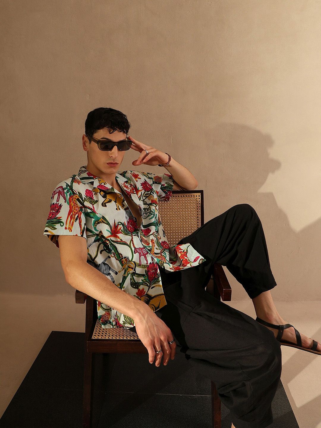 DENNISON Tropical Printed Lightweight Oversized Casual Shirt