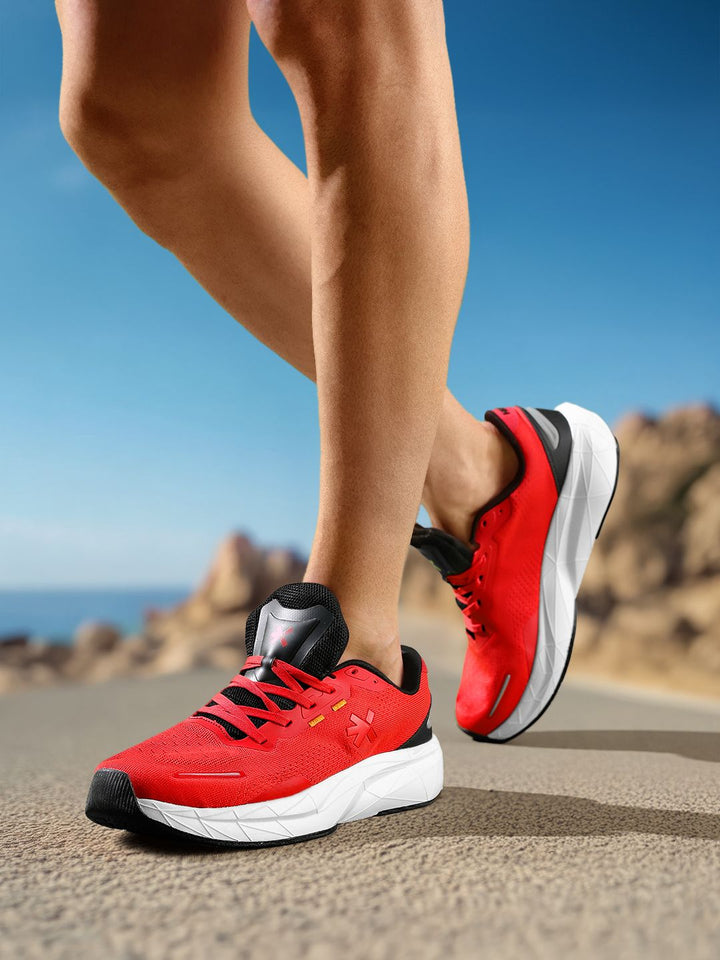 HRX by Hrithik Roshan Men CARBONIC Running Shoes