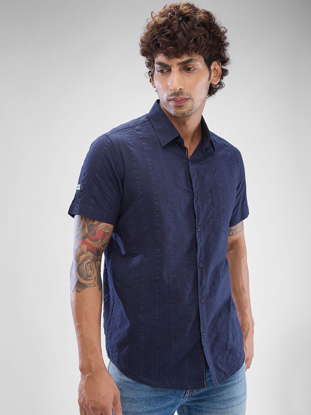 SPYKAR Men Slim Fit Solid Spread Collar Casual Shirt