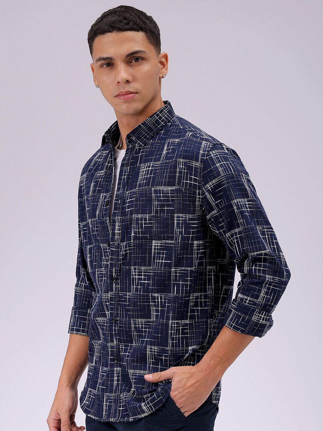 The Indian Garage Co Men Cutaway Collar Checked Cotton Slim Fit Casual Shirt