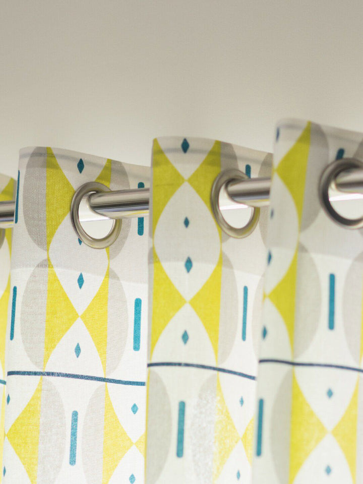 URBAN SPACE White & Lime Green Geometric Cotton Window Curtain
