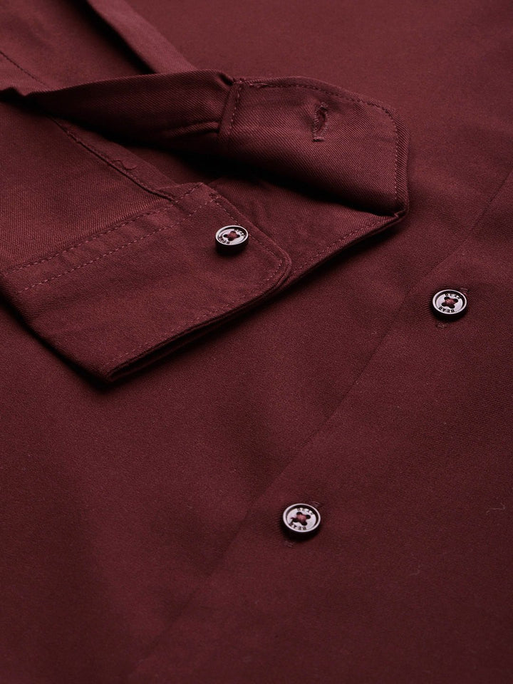 THE BEAR HOUSE Men Maroon Solid Slim Fit Casual Shirt