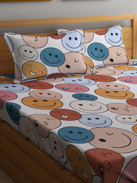 KLOTTHE Off White Cartoon Fitted 300 TC King Fine Bedsheet with 2 Pillow Covers-250X220 cm