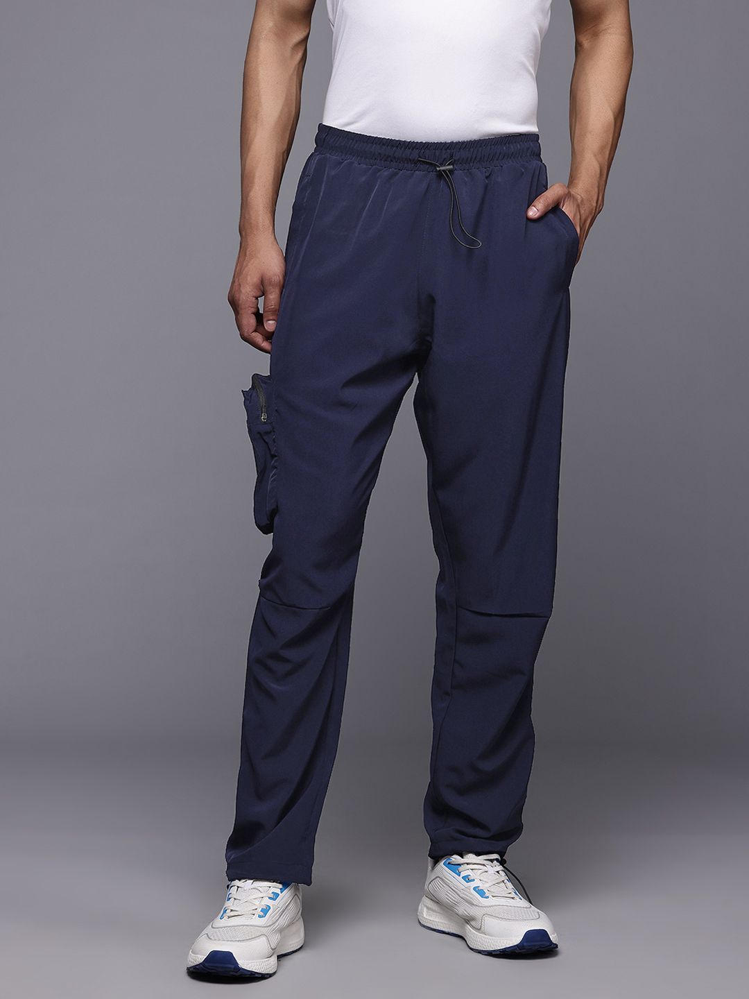 HRX by Hrithik Roshan Men Lifestyle Cargo Style Track Pants