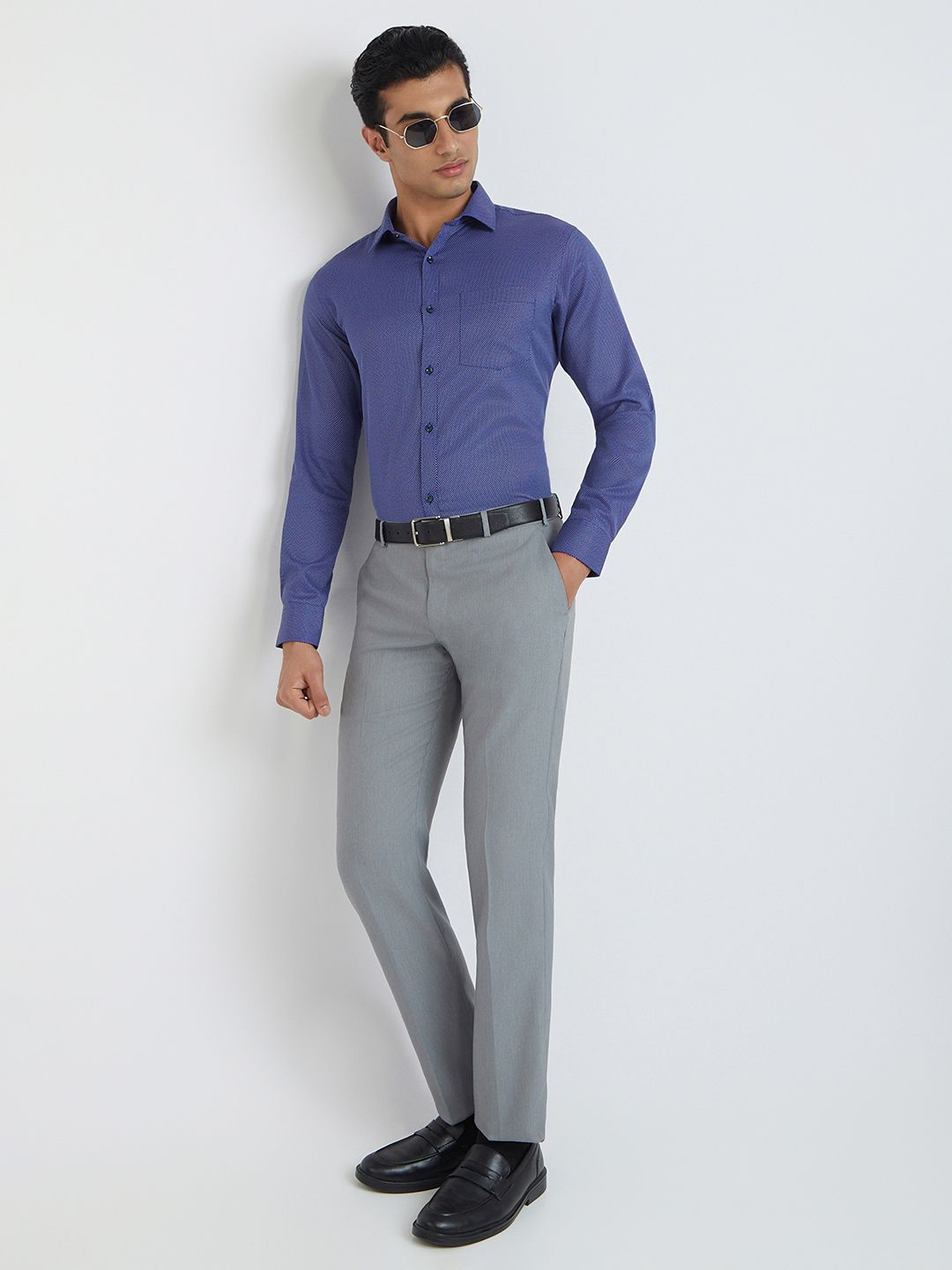 Park Avenue Textured Slim Fit Formal Shirt