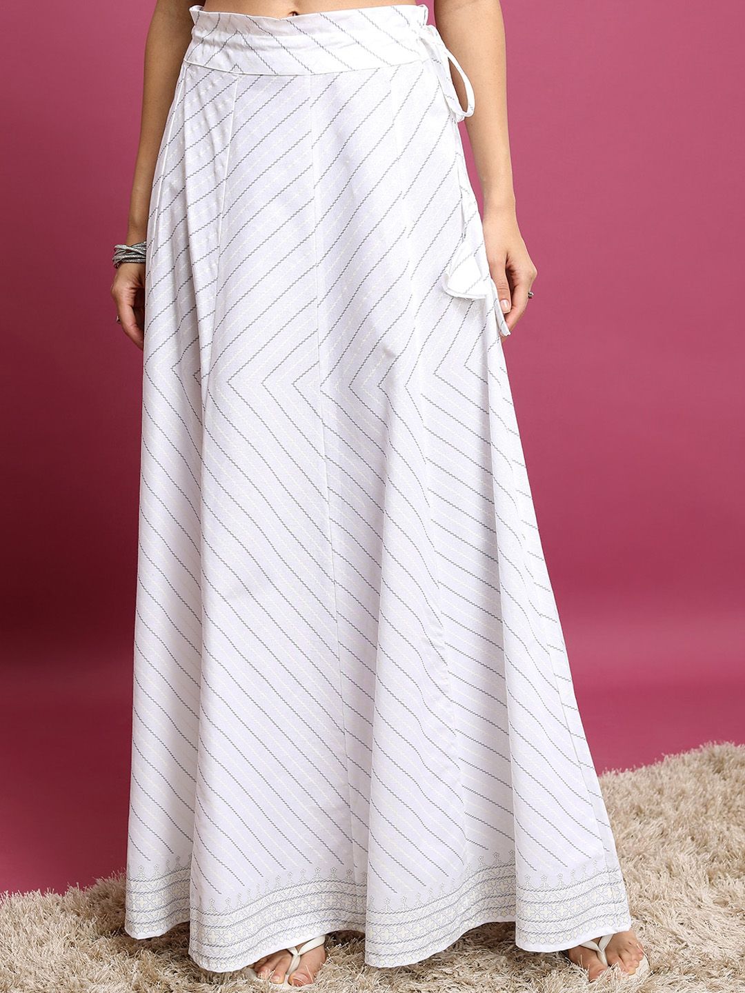 Vishudh Lavender Motif Etnik Bercetak Leher Bulat Kurta Tulen Kapas &amp; Skirt