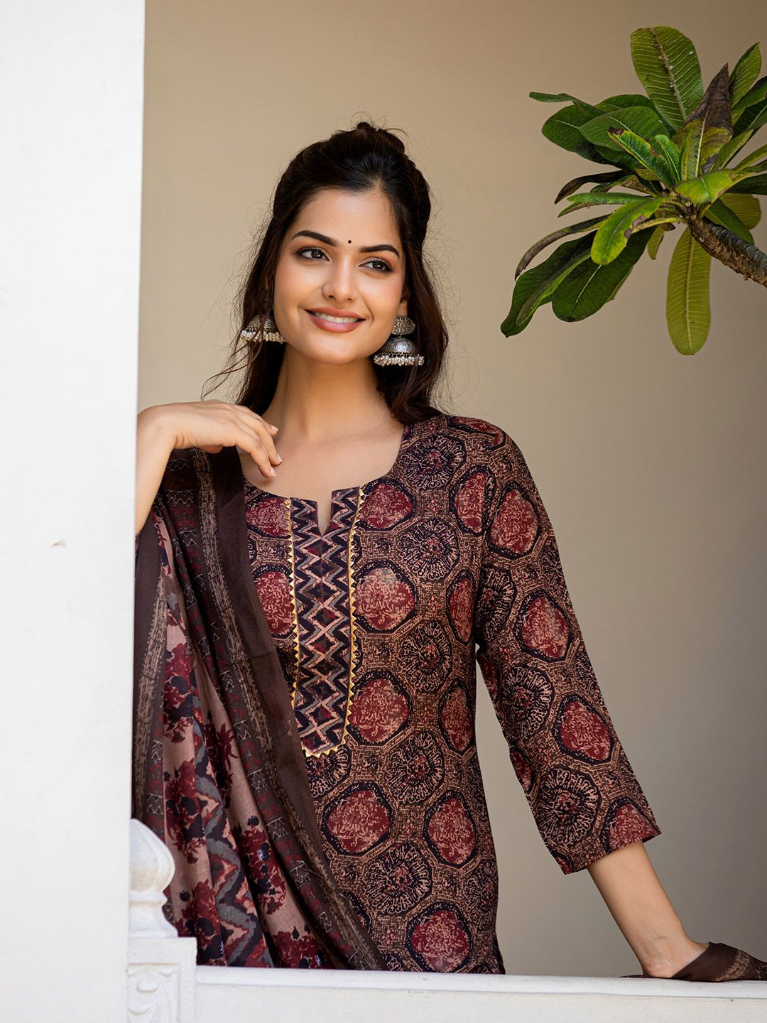 KALINI Geometric Printed Notch Neck Kurta With Trousers & Dupatta