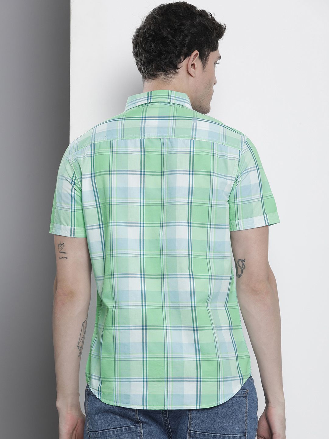 The Indian Garage Co Men Slim Fit Tartan Checked Casual Shirt