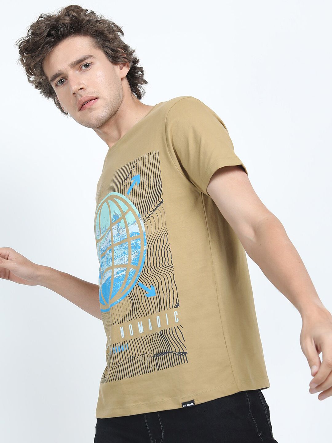 HIGHLANDER Men Olive Green Printed Pockets Slim Fit T-shirt