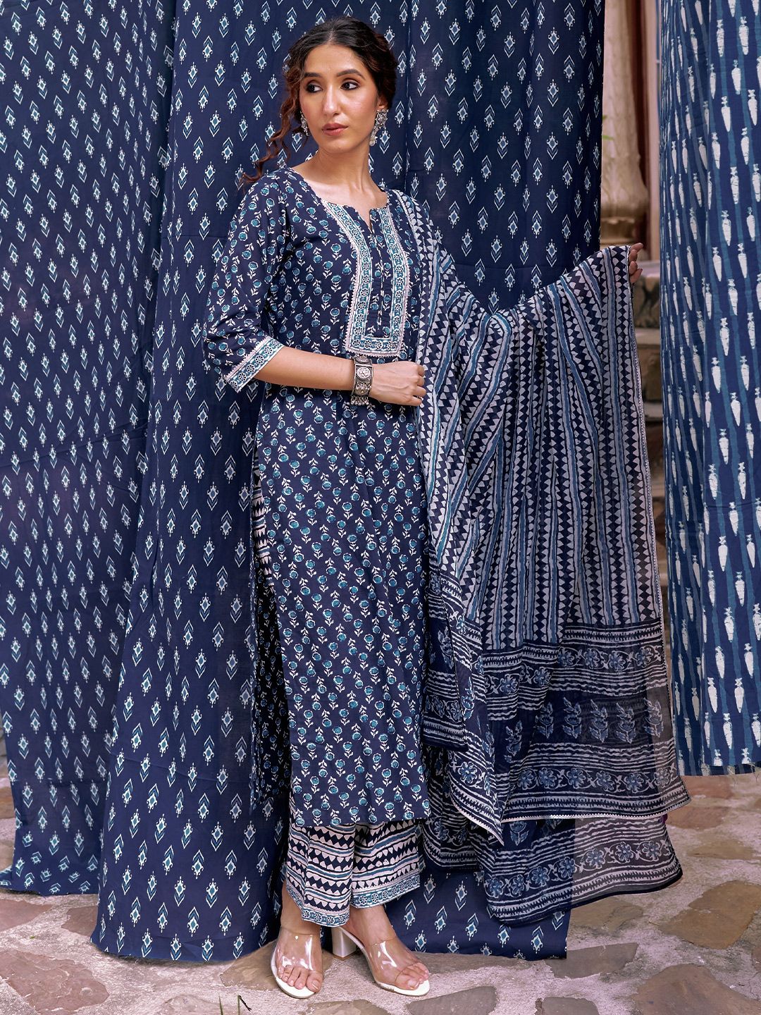 Libas Floral Printed Notch Neck Pure Cotton Straight Kurta with Trousers & Dupatta