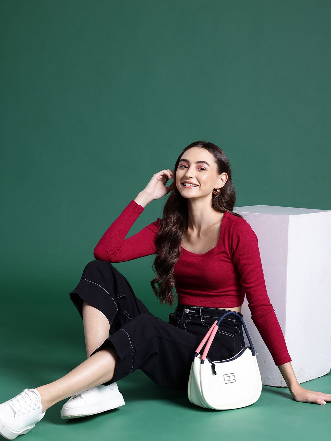 DressBerry Full Sleeves Winter Crop Top