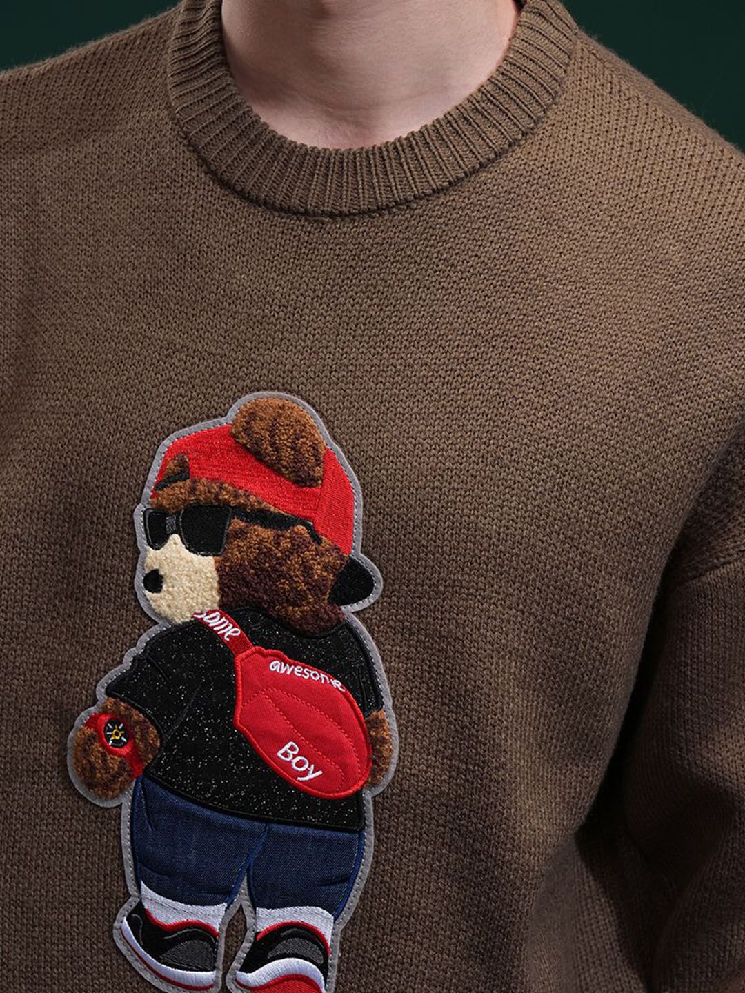 HIGHLANDER Men Embellished Round Neck Sweater