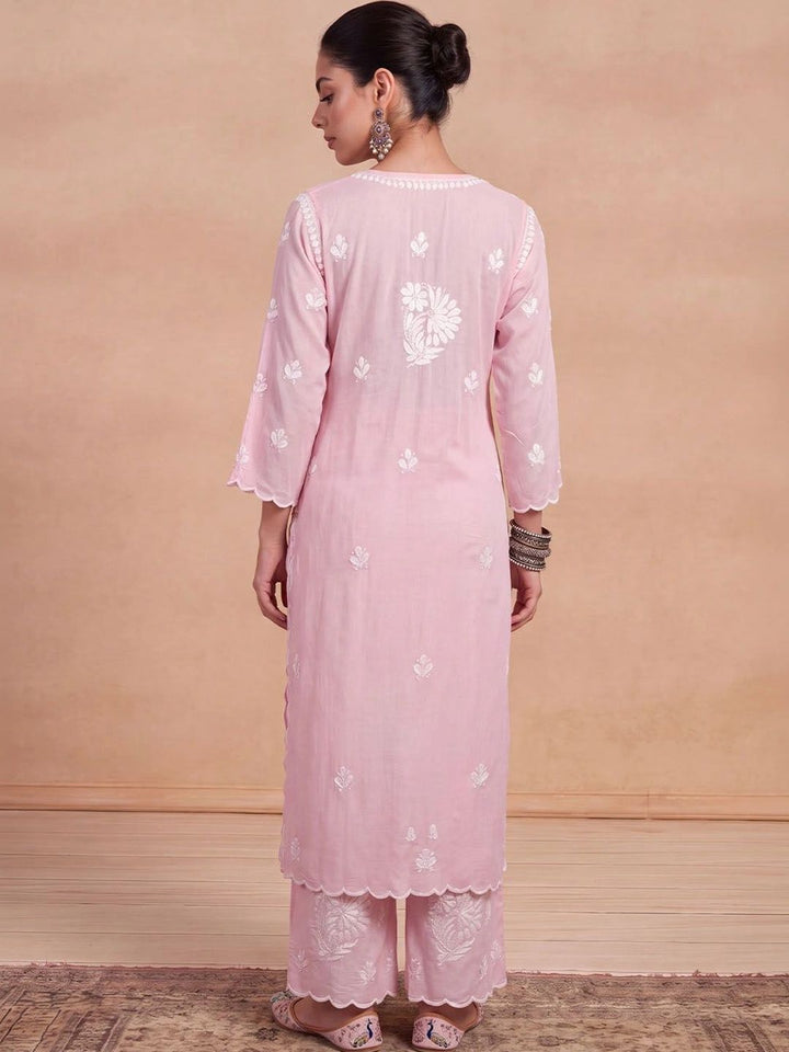 Rumah Wanita Chikankari Motif Etnik Bersulam Kurta Chikankari Biasa dengan Palazzos