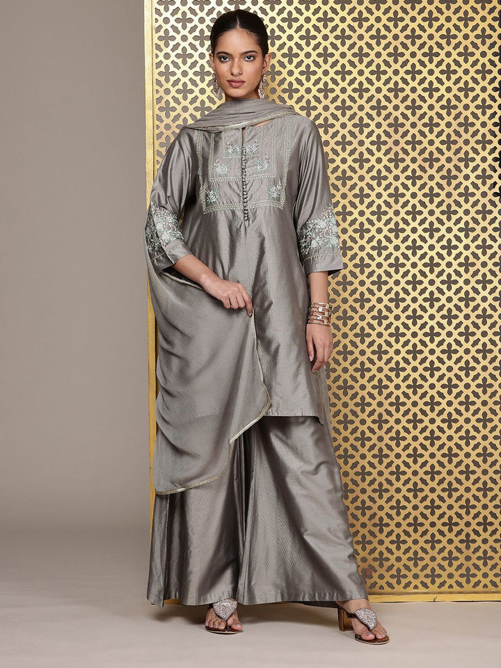 House of Pataudi Yoke Design Thread Work Jashn Kurta and Palazzos with Dupatta