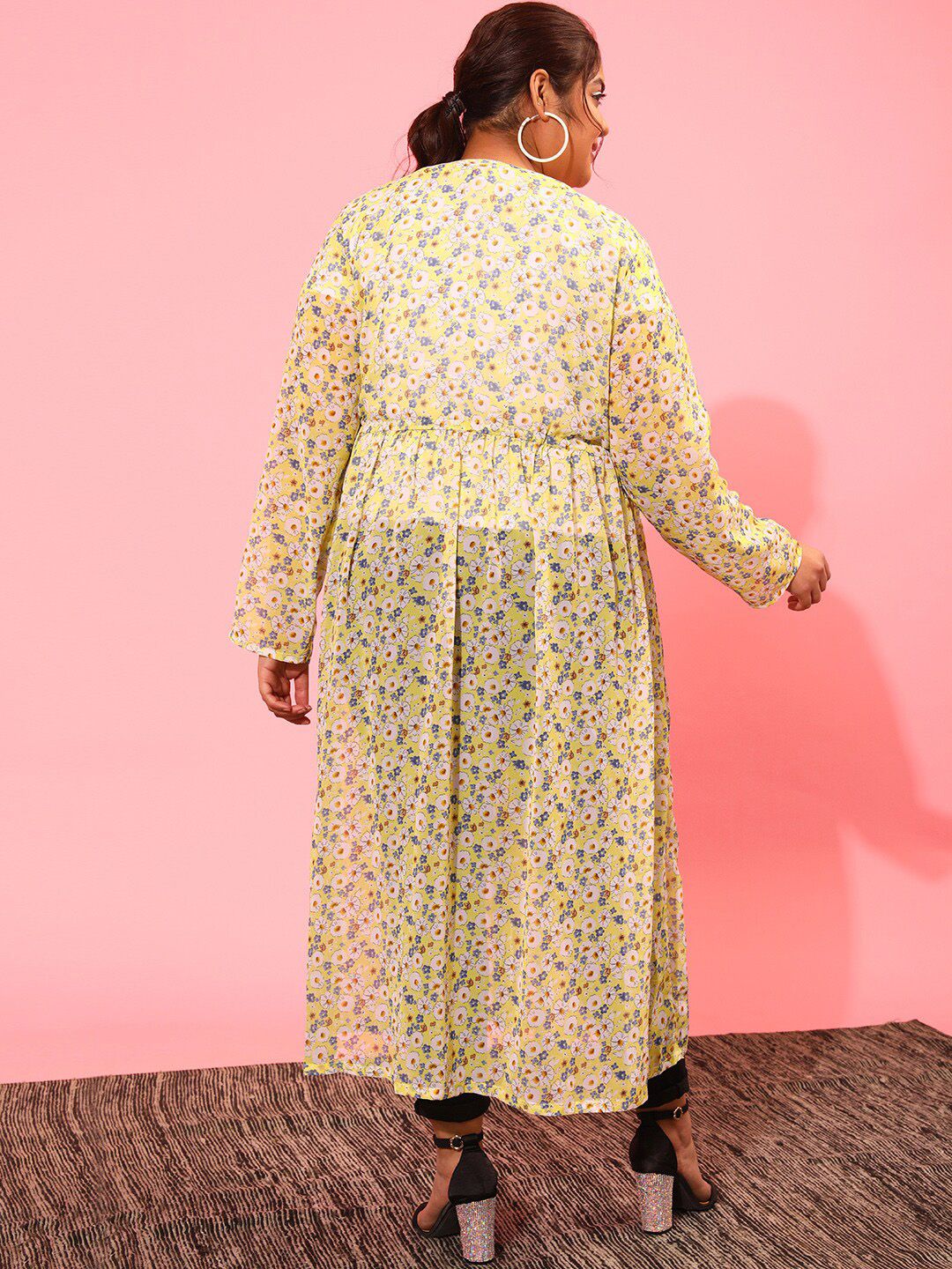 CURVY STREET Women Floral Printed Longline Tie-Up Shrug