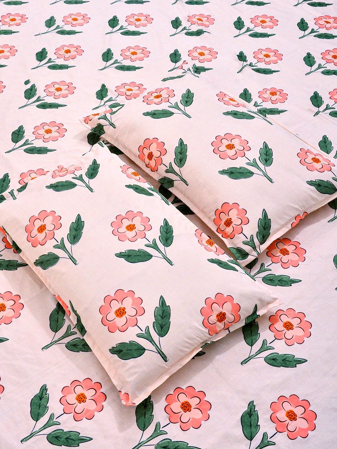 KLOTTHE Pink Floral Printed 300 TC King Bedsheets