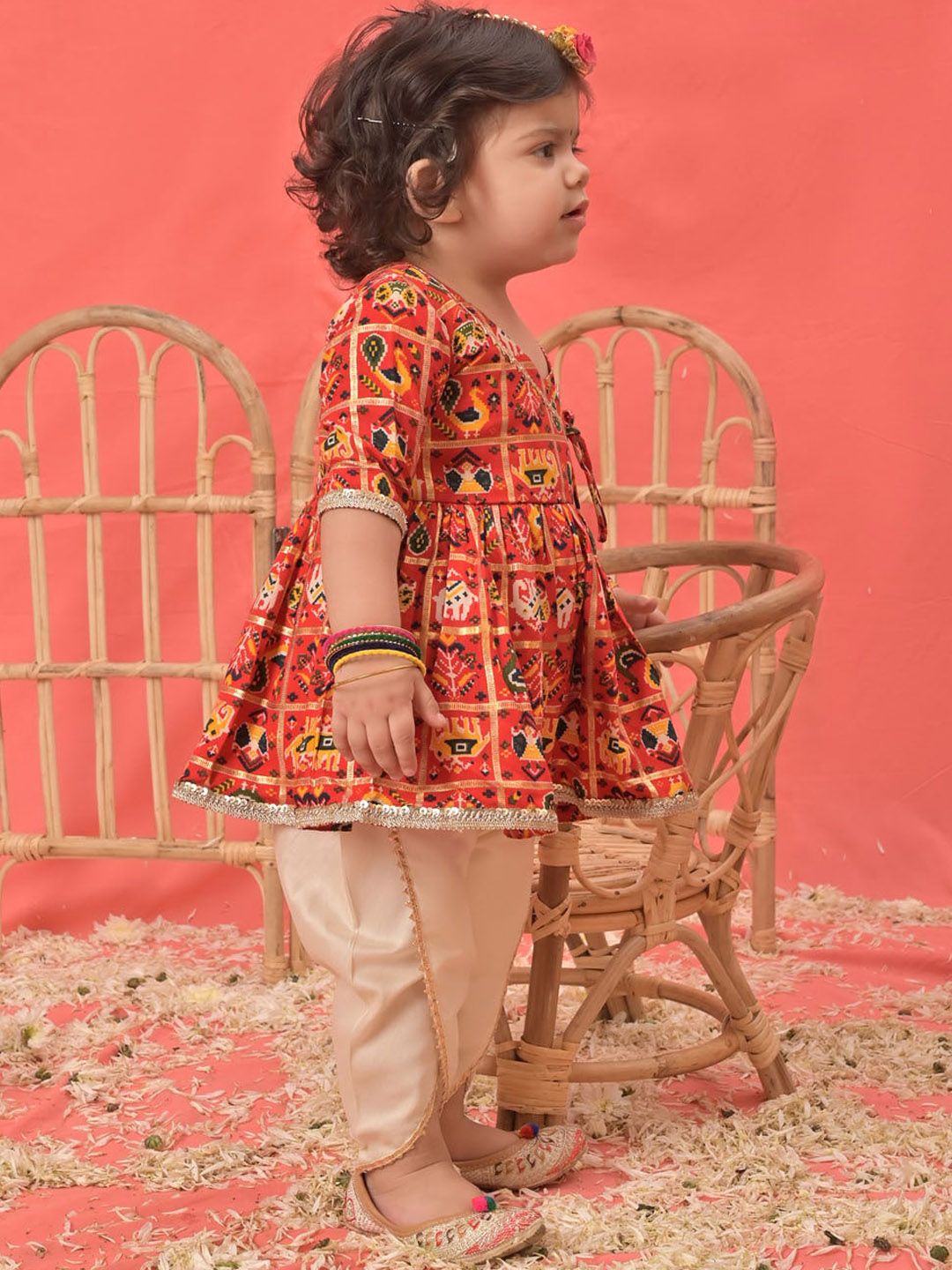 VASTRAMAY Girls Ethnic Motifs Printed Angrakha Kurta With Dhoti Pants