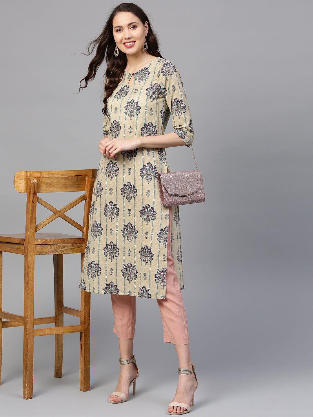 SOJANYA Women Beige & Green Printed Straight Kurta