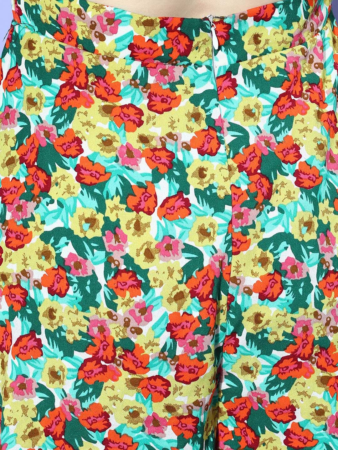 Berrylush Women Charming Red Printed Vacay Attire