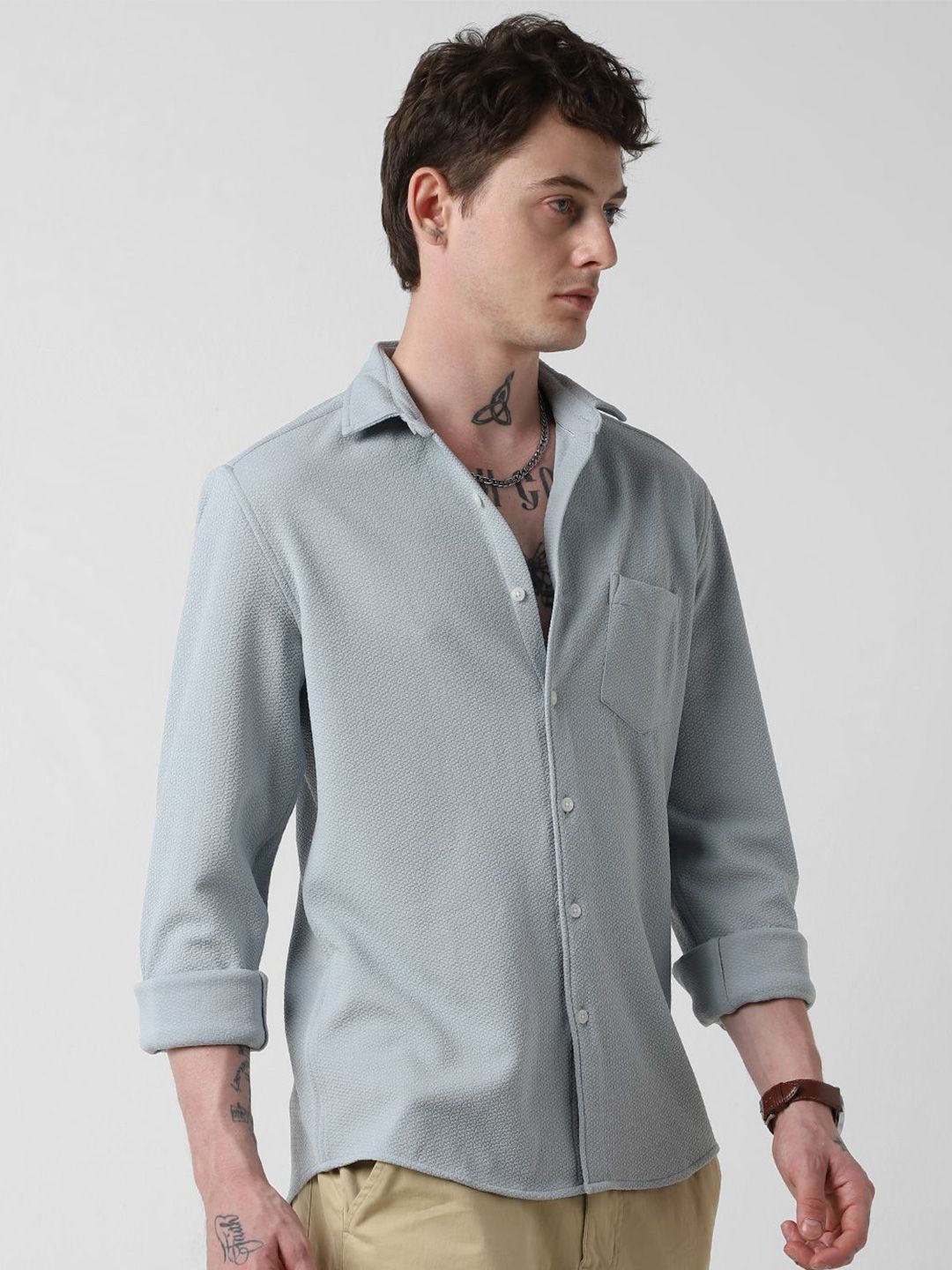VASTRADO Men Classic Cutaway Collar Textured Slim Fit Casual Shirt
