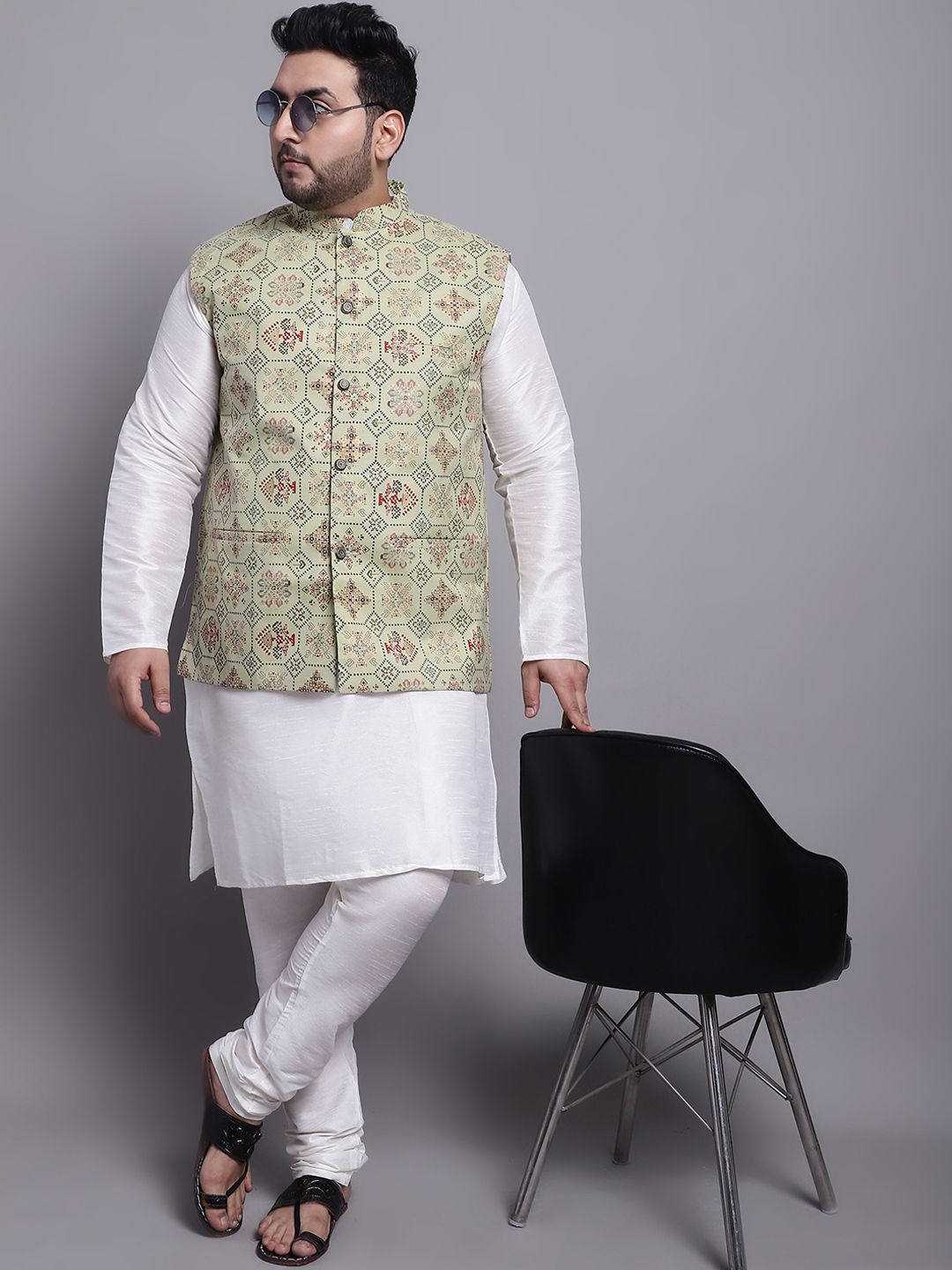 SOJANYA PLUS Dupion Silk Kurta With Pyjamas & With Printed Nehru Jacket