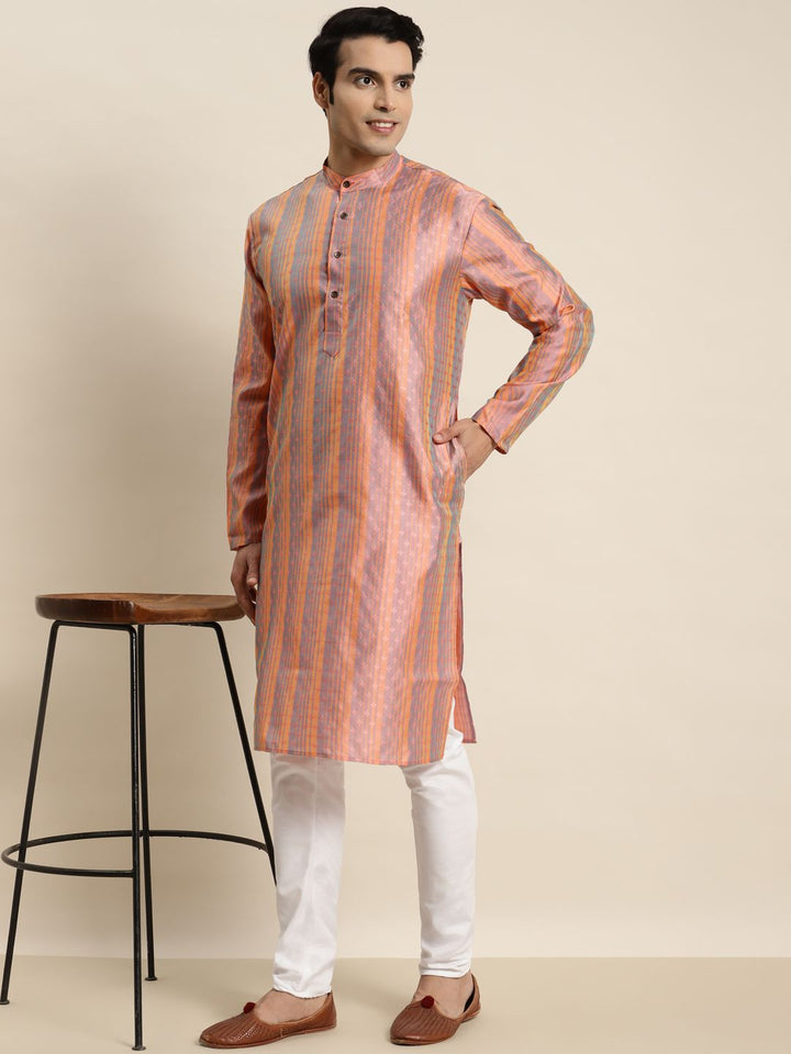 SOJANYA Men Peach-Coloured & Mauve Ethnic Motifs Printed Jacquard Kurta
