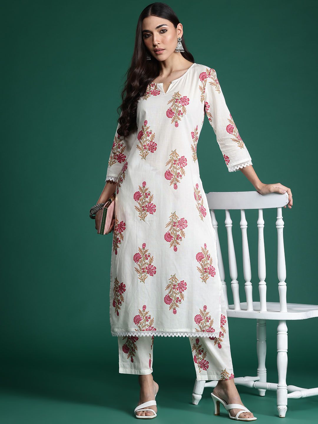 Indo Era Women Floral Printed Pure Cotton Kurta with Trousers