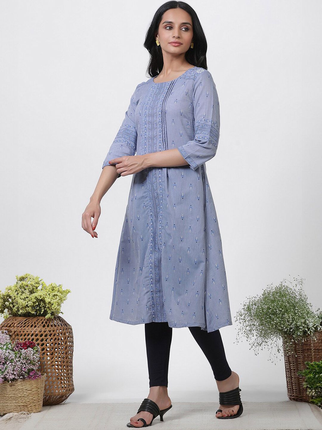 W Floral Embroidered Regular Thread Work Pure Cotton Kurta With Dupatta