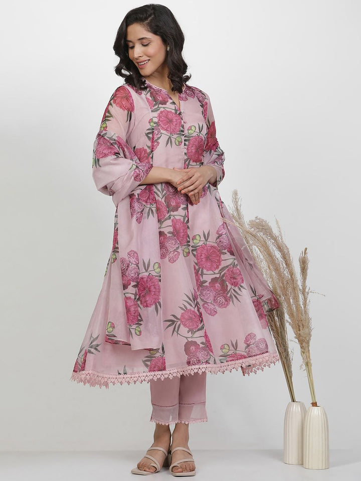 W Floral Printed Regular Three-Quarter Sleeves Organza Kurta with Trousers & With Dupatta