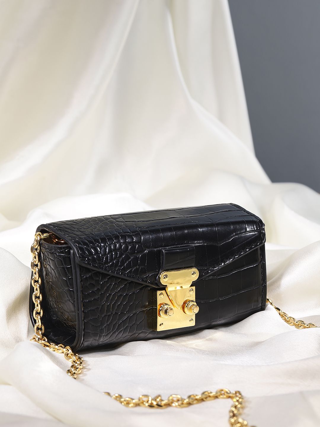 DressBerry Animal Textured Miniature Sling Bag