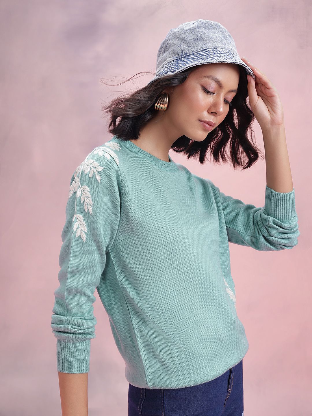 DressBerry Floral Embroidered Acrylic Pullover