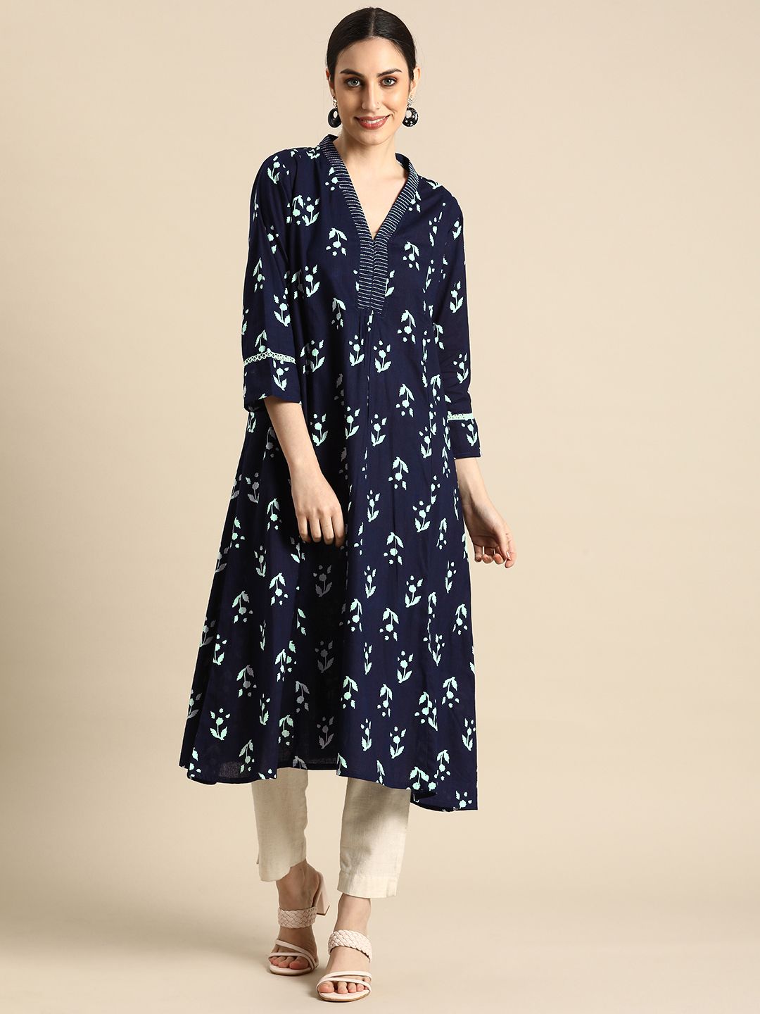 Anouk Women Navy Blue & White Ethnic Motifs Printed Indigo Kurta