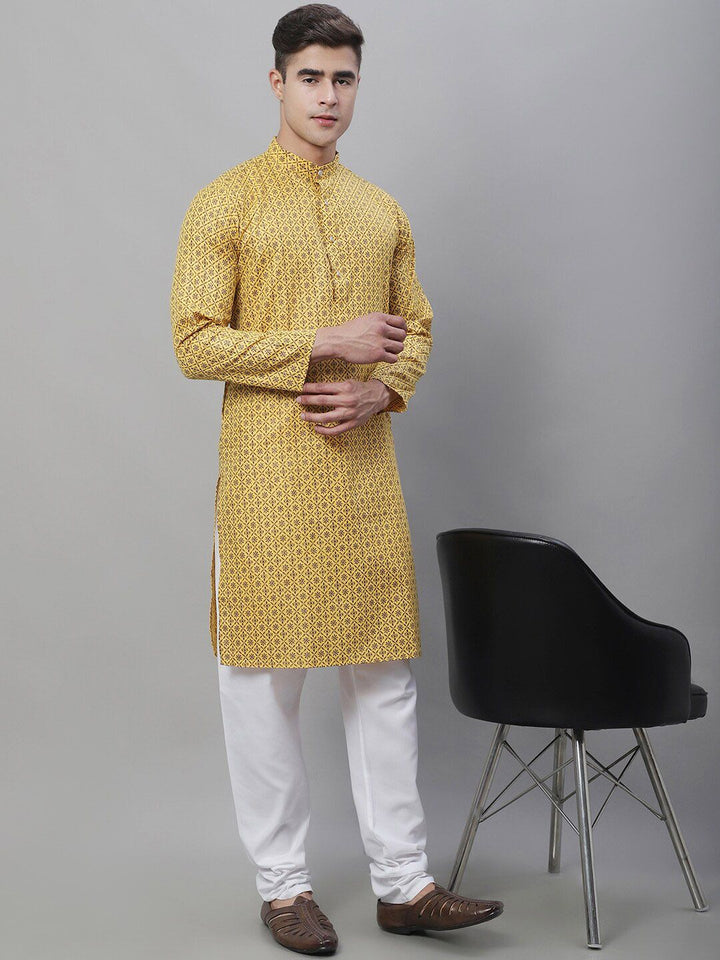 SOJANYA Men Geometric Printed Cotton Linen Kurta