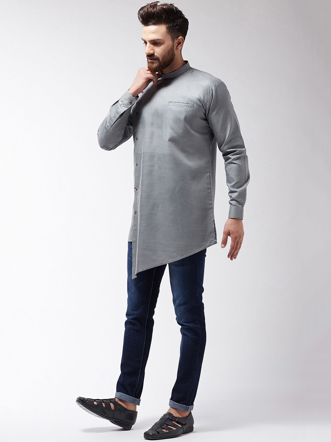 SOJANYA Men Grey Solid Asymmetric Hemline Straight Kurta