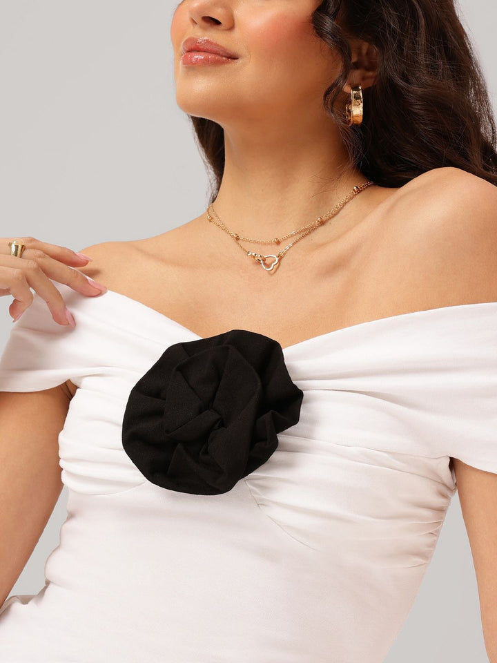 DressBerry Off-Shoulder Applique Ruched Fitted Top