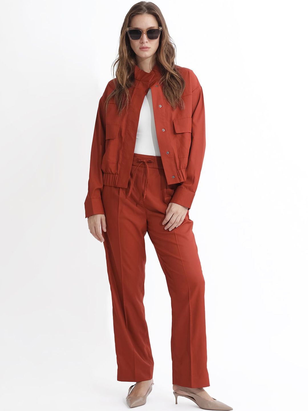 RAREISM Women Slim Fit High-Rise Plain Parallel Trouser