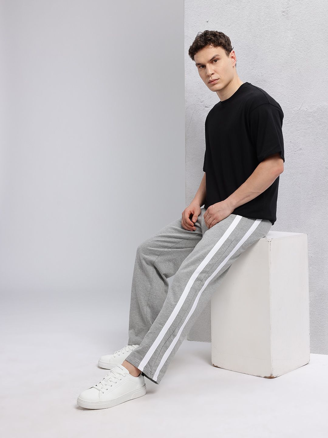 HRX by Hrithik Roshan Men Printed Relaxed Fit T-shirt