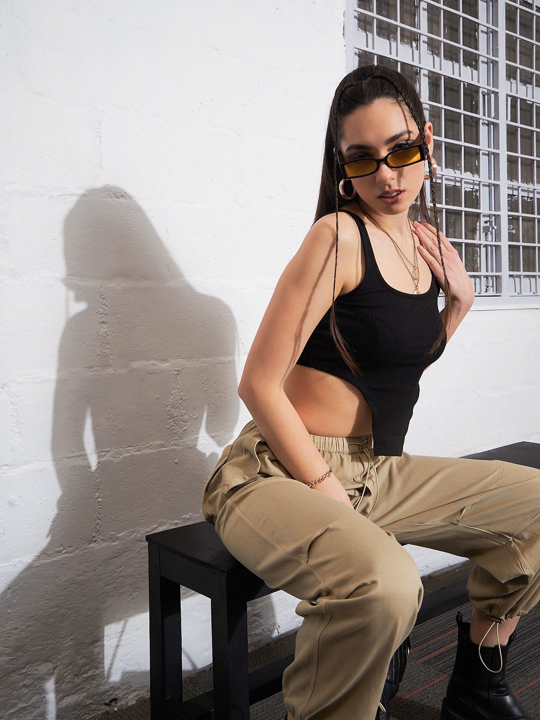 SASSAFRAS Black Sleeveless Crop Cotton Top