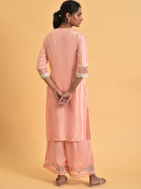 W Plus Size Keyhole Neck Floral Yoke Design Thread Work Kurta
