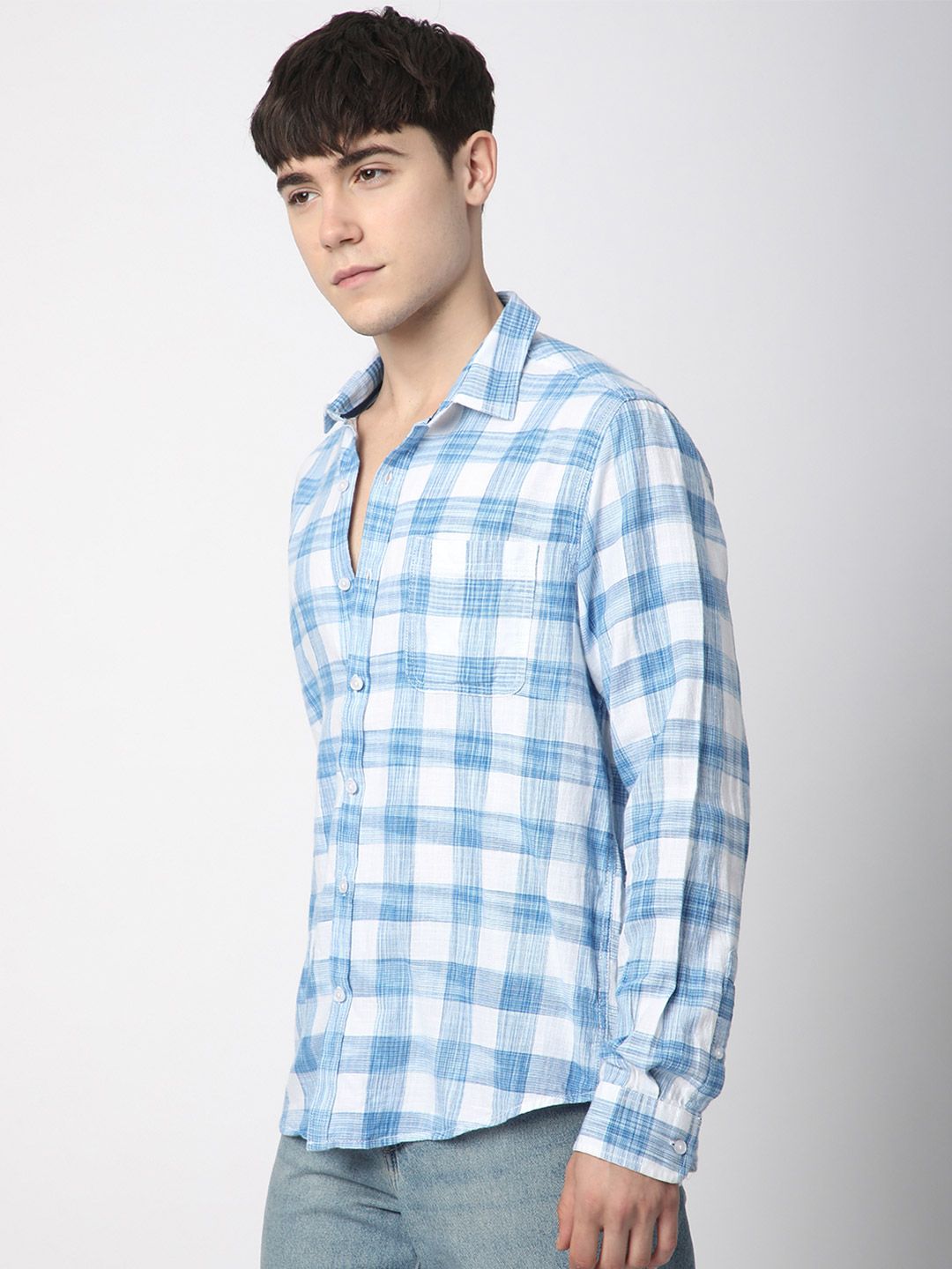VASTRADO Men Classic Slim Fit Buffalo Checks Opaque Checked Casual Shirt