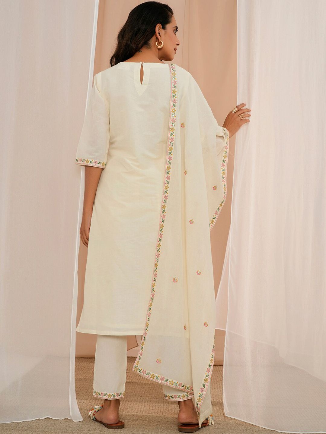 Libas Floral Embroidered Regular Thread Work Pure Cotton Kurta With Trousers & Dupatta