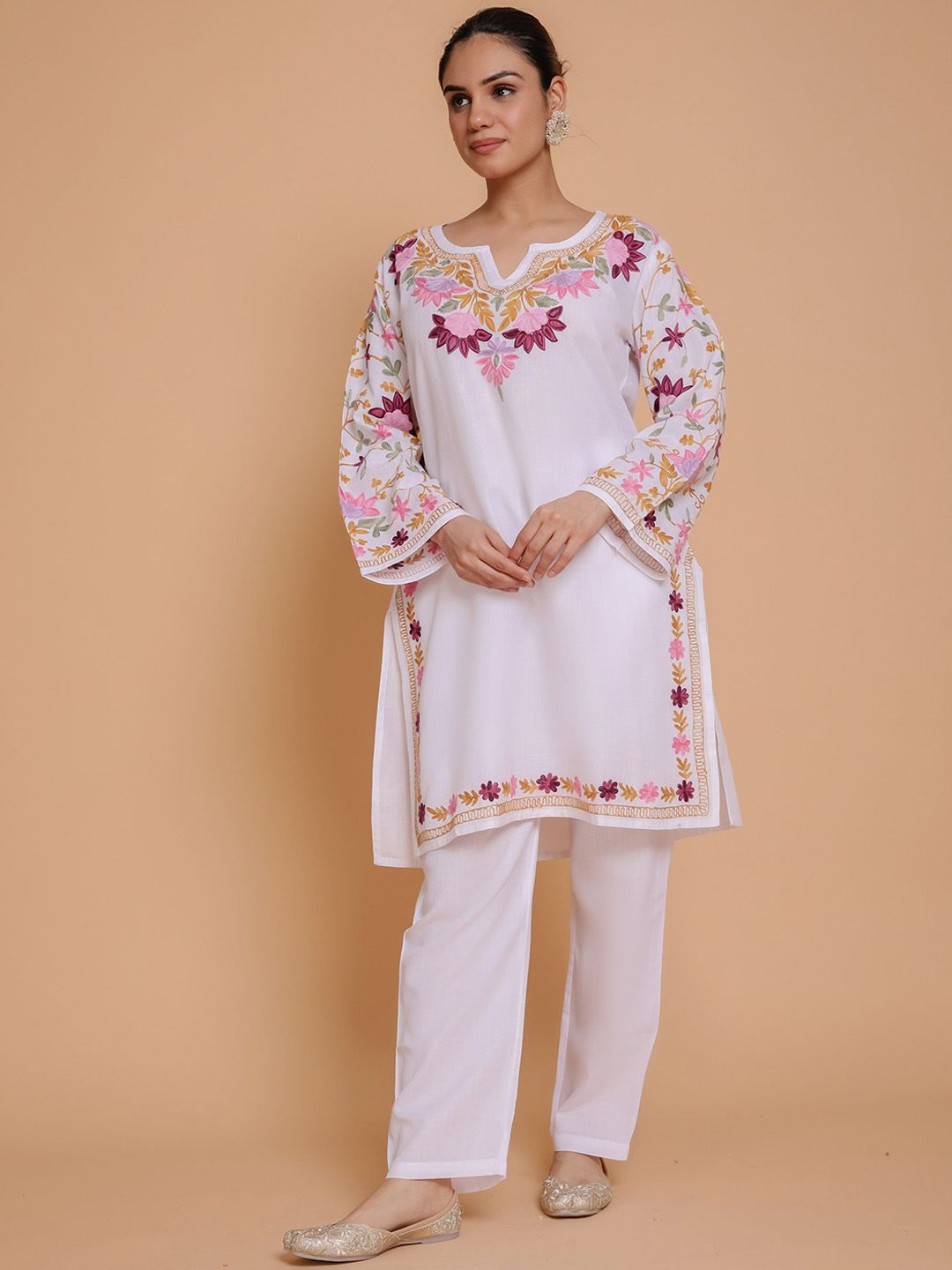 HOUSE OF KARI Floral Embroidered Aari Work Straight Kurta With Trousers