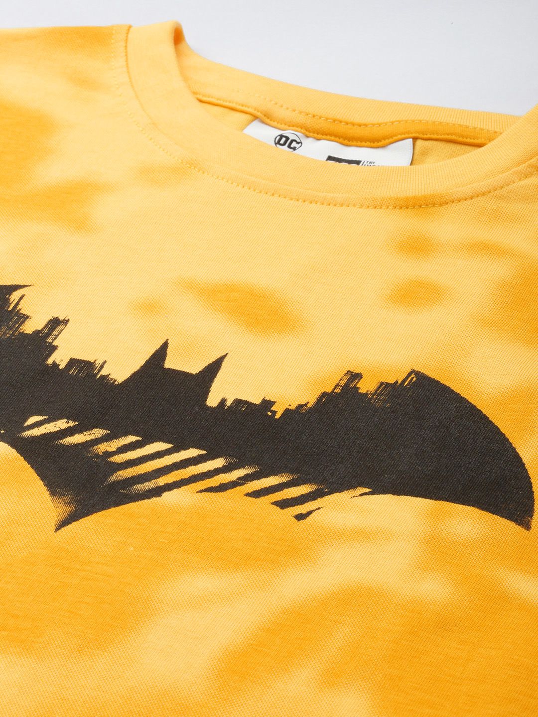 The Indian Garage Co. Slim Fit Batman Printed Dyed Effect Pure Cotton T-shirt