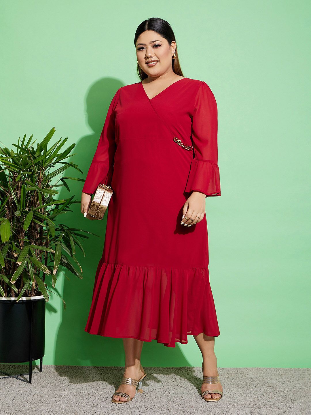 SASSAFRAS Curve Plus Size Maroon V-Neck Bell Sleeves Georgette Warp Midi Dress