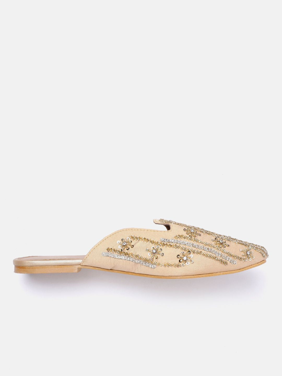 House of Pataudi Women Embroidered Ethnic Mules