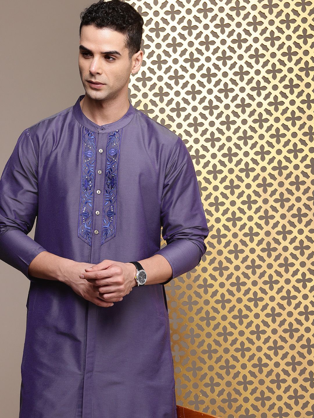 House of Pataudi Jashn Ethnic Motifs Yoke Design Thread Work Indie Florals Kurta
